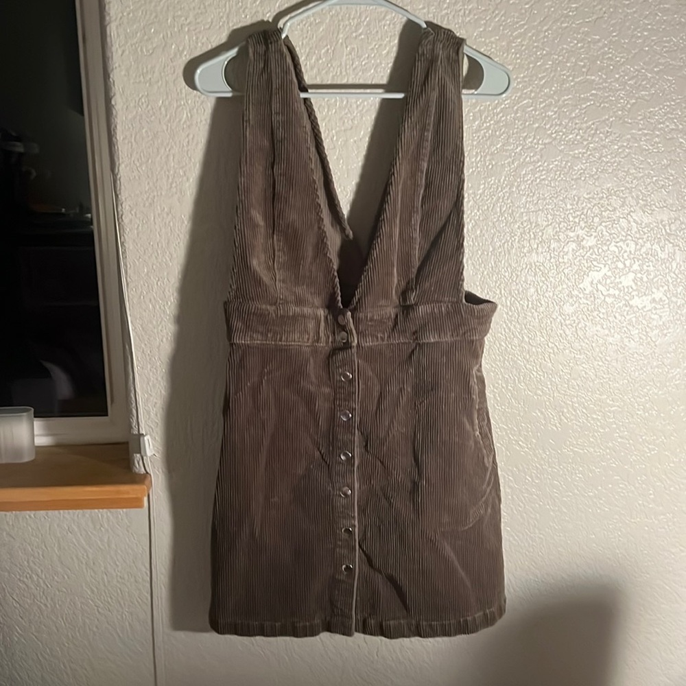 💜3/$12 Plunging V Velvet Overall Style Dress